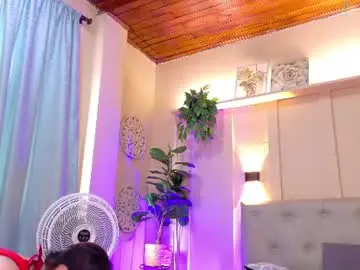 Chaturbate Live Sex Cam of chloerossee