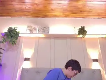 Chaturbate Live Sex Cam of chloerossee