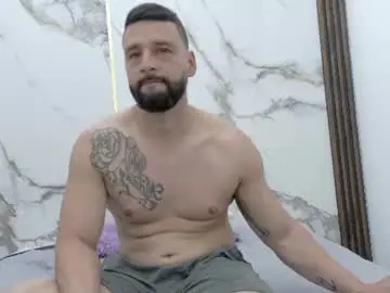 Chaturbate Best live sex cam show of lucas11_