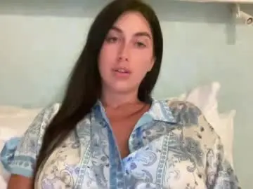 Chaturbate Best live sex cam show of cute_kriss94