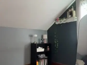 Chaturbate Live Sex Cam of queen1elizabeth