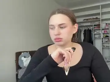 Chaturbate Watch Live Sex Cams of softsinner_
