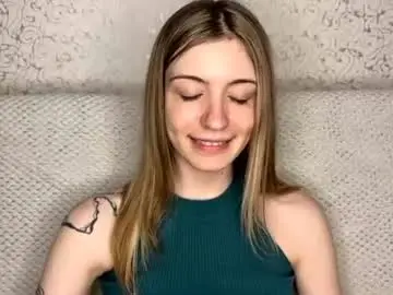 Chaturbate Live Sex Cam of dellisifuentes