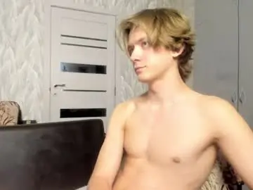 Chaturbate Live Sex Cam of milkiwy