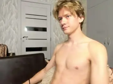 Chaturbate Best live sex cam show of milkiwy