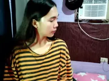 Chaturbate Live Sex Cam of aina_sen