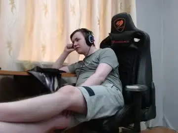 Chaturbate Adult Webcam of iliaskrisloveee