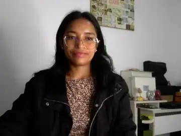 Chaturbate Sex Cam of alia_lombardi