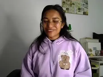 Chaturbate Best live sex cam show of alia_lombardi