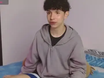 Chaturbate Nude Webcam of cuddly_twinkie