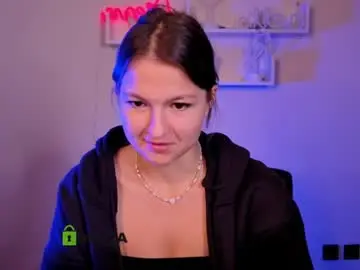 Chaturbate Watch Live Sex Cams of kiraashh