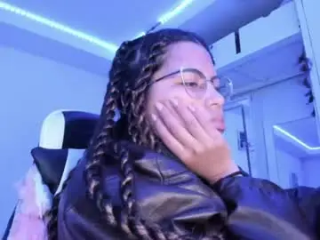 Chaturbate Live Porn of ladybrown_16