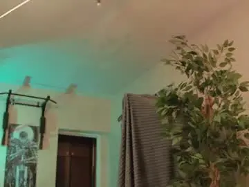Chaturbate Free Porn Cam of bulatov_x