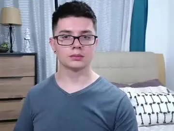 Chaturbate Sex Cam of kevinhunts