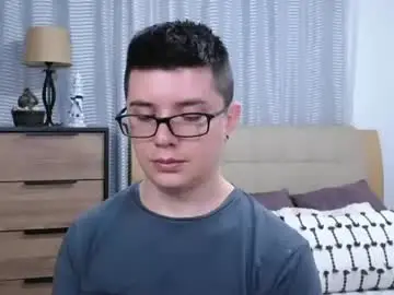 Chaturbate Live Porn of kevinhunts