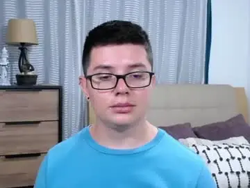 Chaturbate Free Live Porn of kevinhunts