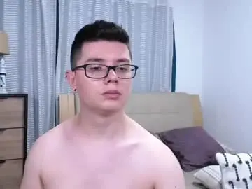 Chaturbate Live Porn of kevinhunts
