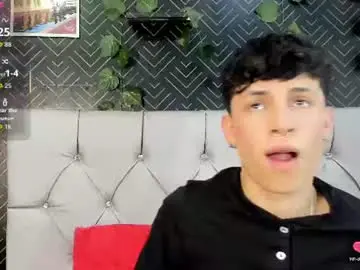 Chaturbate Live Sex Cam of axel_evanss