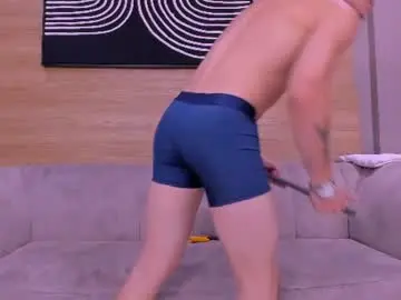 Chaturbate Sex Chat of heteros_men