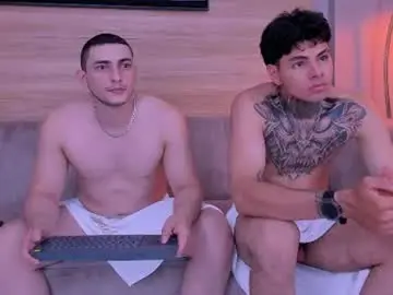 Chaturbate Best live sex cam show of heteros_men