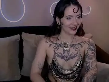 Chaturbate Watch Live Sex Cams of risha_laass