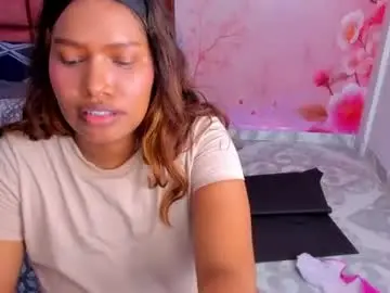 Chaturbate Nude Webcam of thais_waldrof