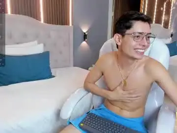 Chaturbate Live Sex of ethan12_