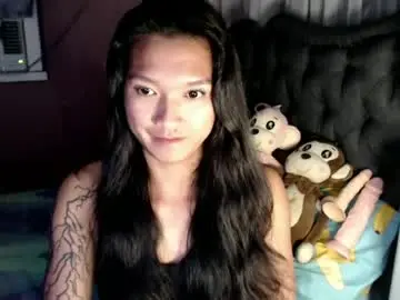 Chaturbate Live Sex Cam of urasian_newra