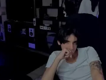 Chaturbate Live Sex Cam of davisross