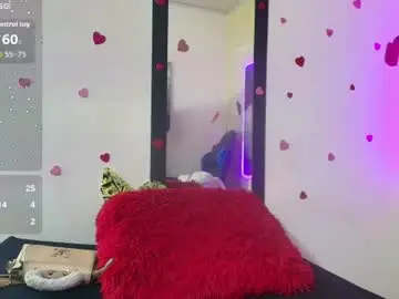 Chaturbate Live Sex Cam of tamara_bloom