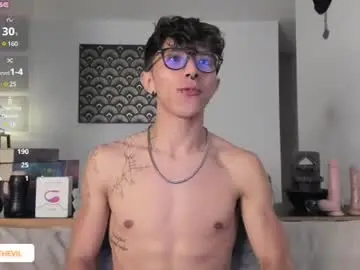 Chaturbate Free Porn Cam of im__thomas