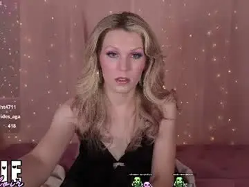 Chaturbate Watch Live Sex Cams of kylieboudoir