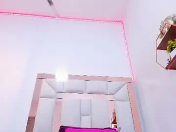 Chaturbate Best live sex cam show of lia_antonella69