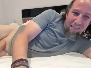 Chaturbate Live Sex Cam of tirolerboy27