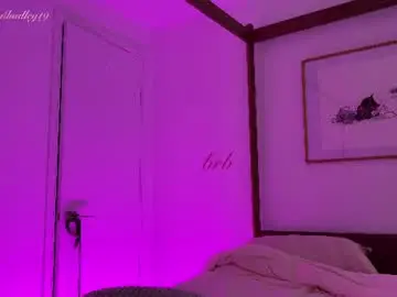 Chaturbate Live Sex Cam of hadley19