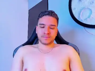 Chaturbate Live Sex Cam of mike_256