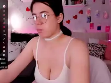 Chaturbate Free Porn Cam of bellacaress