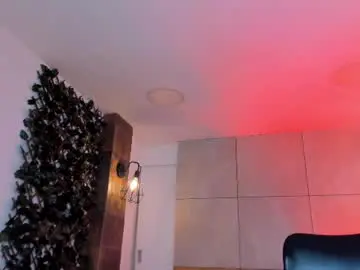 Chaturbate Live Sex Cam of bento_fox