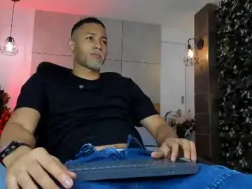 Chaturbate Nude Webcam of bento_fox