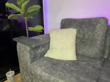Chaturbate Best live sex cam show of valeria_lewiis