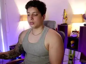 Chaturbate Free Porn Cam of appolo_allen