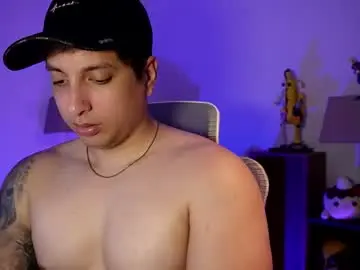 Chaturbate Live Sex Cam of appolo_allen