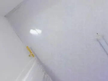 Chaturbate Live Sex Cam of channel_mills