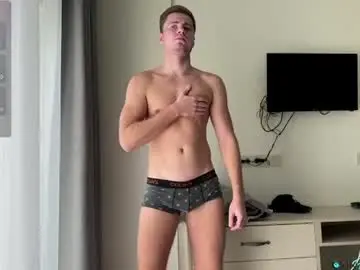 Chaturbate Nude Webcam of hornyblondieboyy