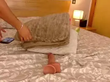 Chaturbate Free Porn Cam of maddiebumb