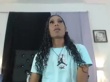 Chaturbate Live Porn of mia_hiills