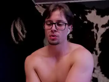 Chaturbate Live Sex Cam of adam_bouton