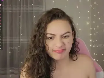 Chaturbate Live Sex Cam of lilyrose1_
