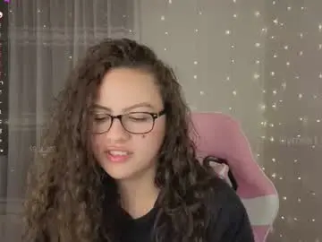 Chaturbate Best live sex cam show of lilyrose1_