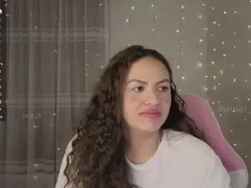 Chaturbate Free Live Porn of lilyrose1_